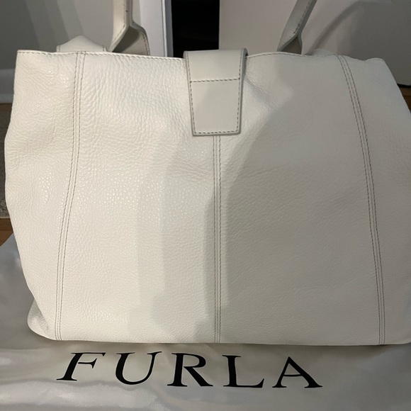 Large White Leather Hobo Handbag - Picture 3 of 4